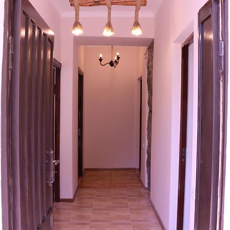 Legend Guest House Yekhegis Buitenkant foto