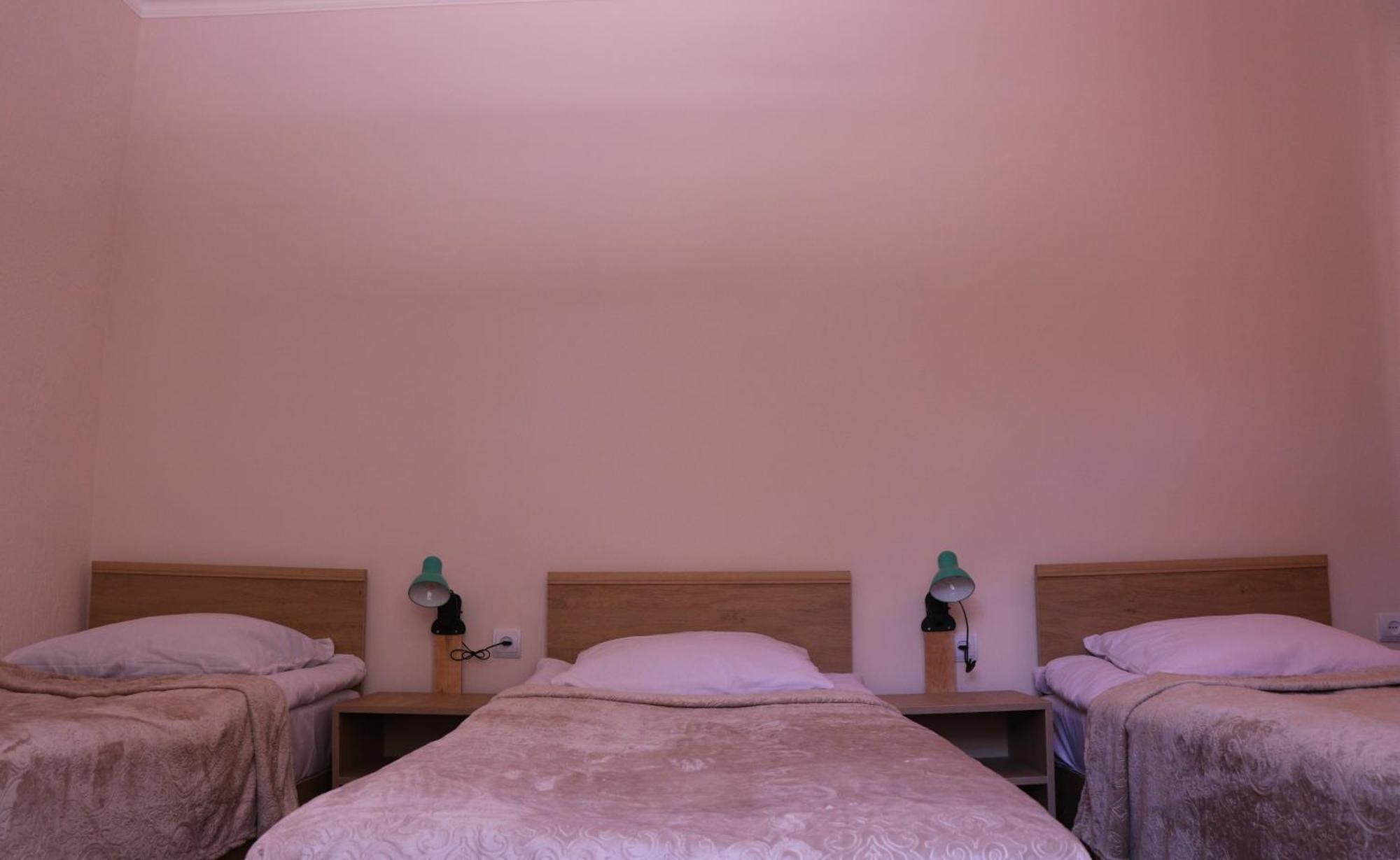 Legend Guest House Yekhegis Buitenkant foto