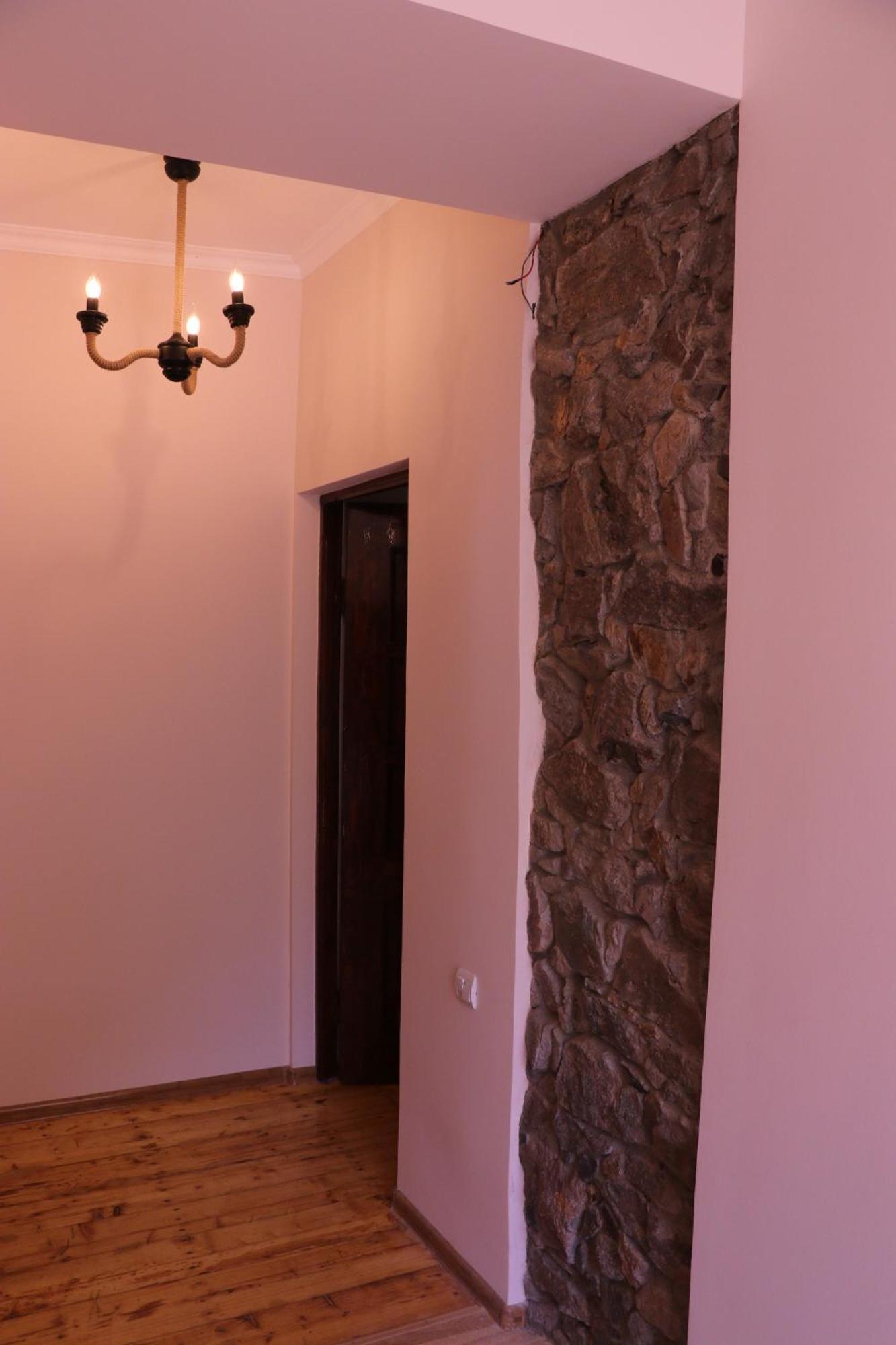 Legend Guest House Yekhegis Buitenkant foto