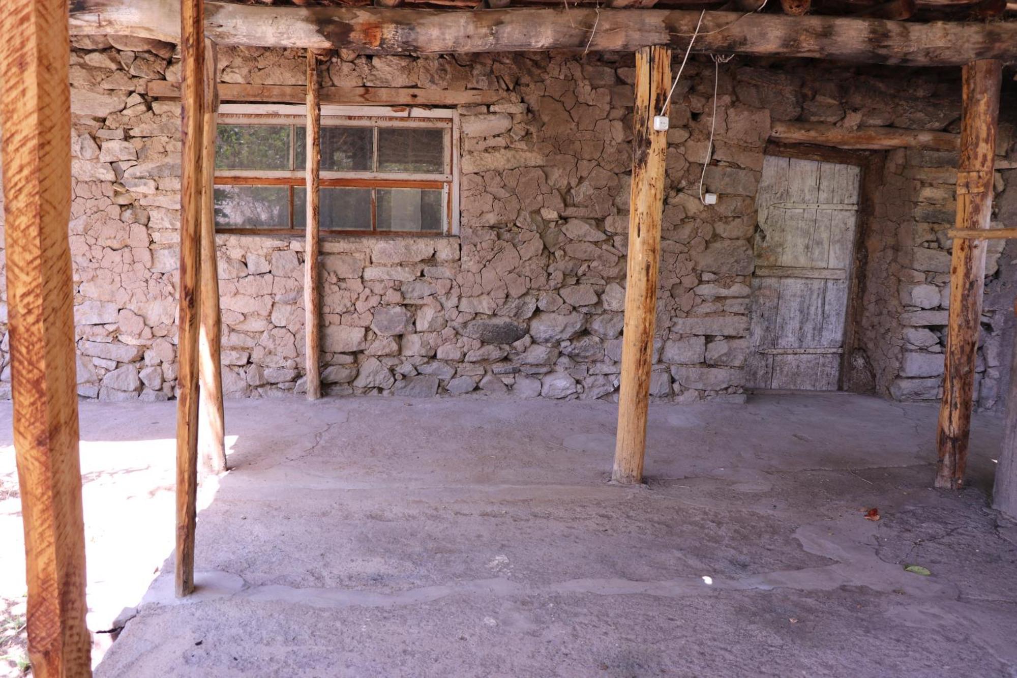 Legend Guest House Yekhegis Buitenkant foto