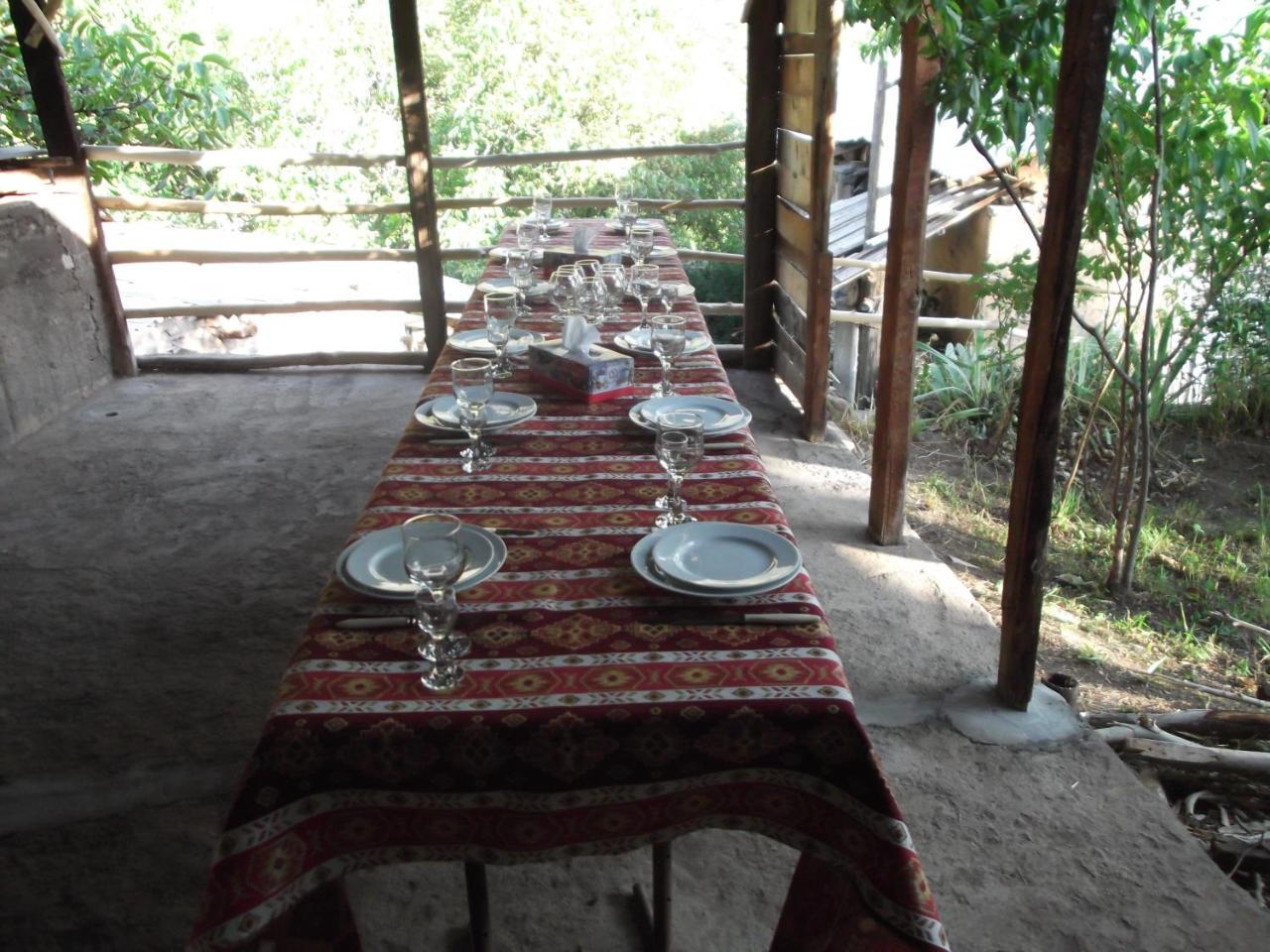 Legend Guest House Yekhegis Buitenkant foto